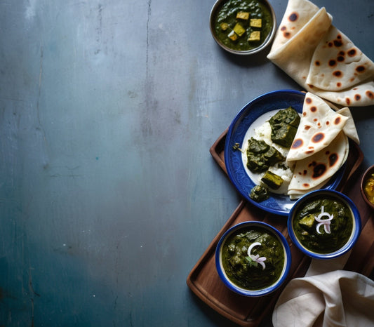 Creamy Palak Paneer with Roti and Pickles